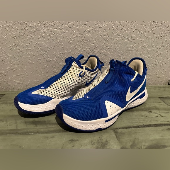 Nike Women’s PG4 - Size 9 - Picture 3 of 6